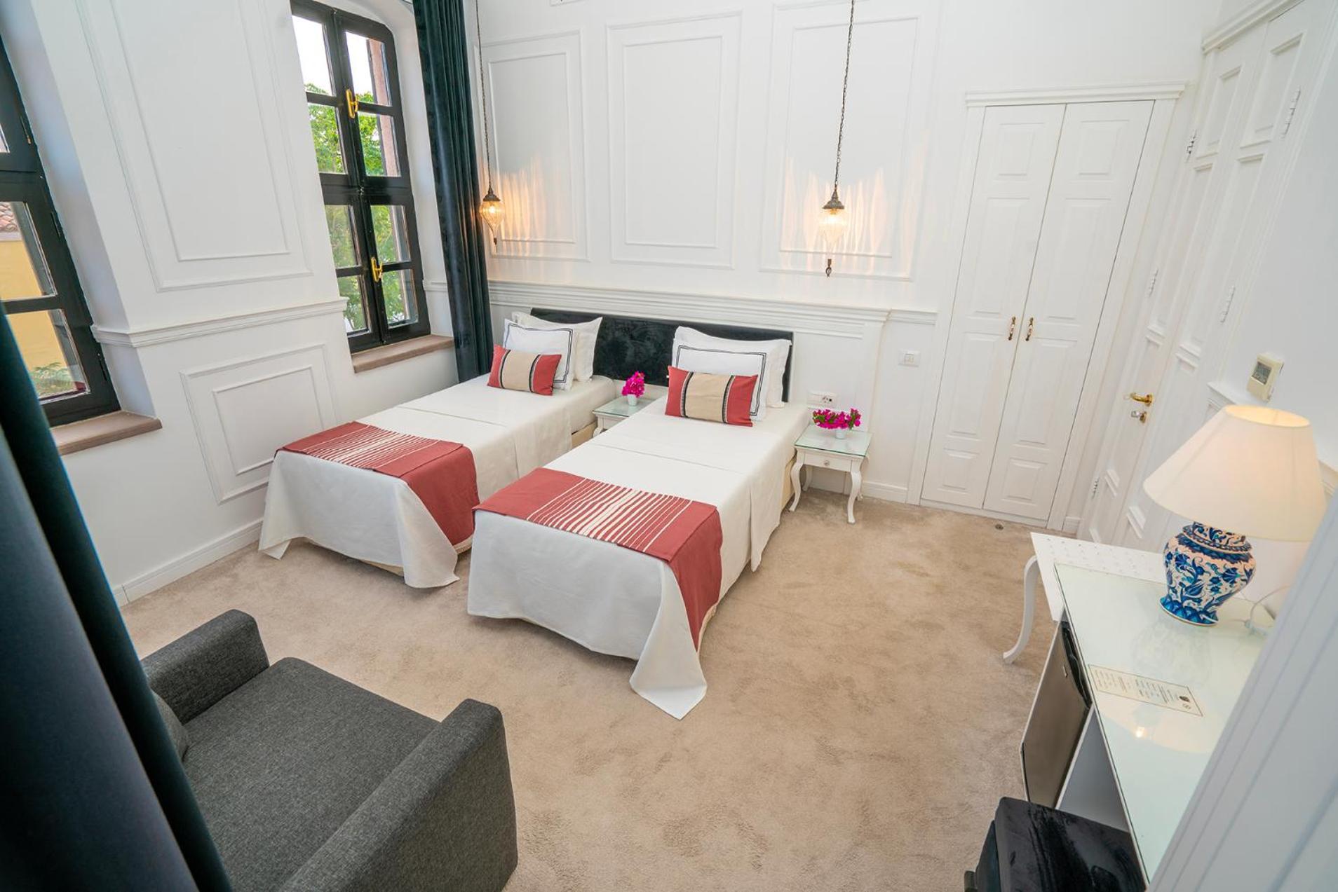 Siyah Lale Cunda 1841 (Adults Only) 호텔 Ayvalı 외부 사진