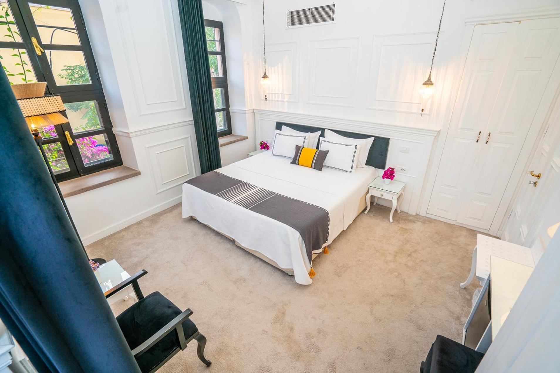 Siyah Lale Cunda 1841 (Adults Only) 호텔 Ayvalı 외부 사진